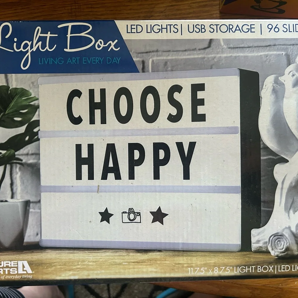 Leisure Arts LED Light Box with Black and White Letters